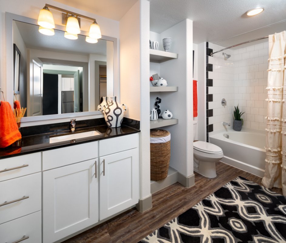 Residences at Saltillo apartment interior photo - Austin, TX
